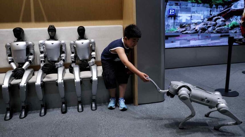 Chinese humanoid robot maker surges 600% in trading debut